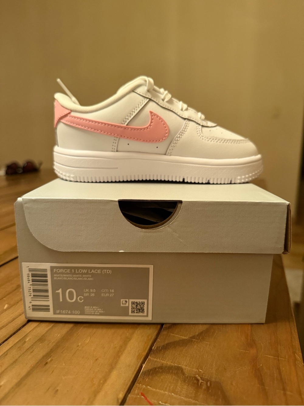 Nike Kids White Leather Sneakers with Pink Swoosh